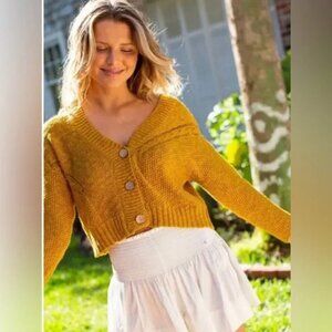 Natural Life Cable Knit Mustard Cropped Cardigan size XS/S